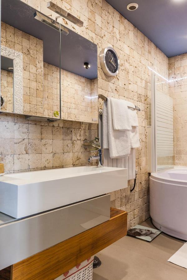Tabasco Apartment มาร์กเซย ภายนอก รูปภาพ
